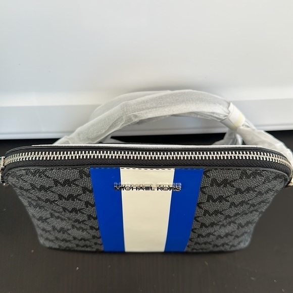 MICHAEL KORS CINDY DOME CENTER STRIPE CROSSBODY BAG - Picture 6 of 9